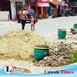 Pembangunan Drainase di Pagimana tak Kunjung Dikerjakan, Material Ancam Keselamatan Warga