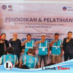 Anggota TKBM Pelabuhan Pagimana Ikut Pendidikan dan Pelatihan Kompetensi