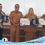 Hebat, Bupati Banggai Amirudin “Banjir” Penghargaan
