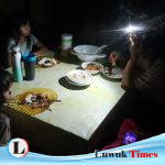 Hari Pertama Ramadhan Listrik di Luwuk Padam, Warga Makan Sahur Gelap Gulita