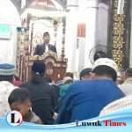 Tausiah Ramadhan di Masjid Agung Luwuk, Ketua MUI Banggai Pilih Judul “PSU”