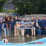 NasDem Banggai Berbagi Takjil di Tugu Adipura Luwuk