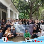 Mahasiswa PJKR Unismuh Luwuk Berbagi Takjil, Wujud Kepedulian Sosial di Bulan Ramadan