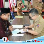 Bupati Amirudin Setorkan Zakat Maal di Baznas Banggai