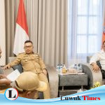 Bupati Banggai Amirudin Pimpin Rapat Penanganan Sampah