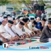 Di Bawah Terik, Ribuan Jamaah Bersama Bupati Banggai Bersimpuh Khusyuk dalam Salat Istisqa di Masjid Agung An-Nuur Luwuk