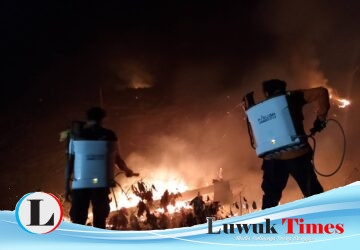 Siaga Merah di Musim Kemarau: TRC BPBD Banggai Tundukkan Si Jago Merah di Desa Uling