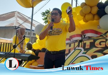 Bukan Cuma Sembako Gratis, Beniyanto Tamoreka Bikin Warga Luwuk “Double” Bahagia di HUT Golkar ke 62