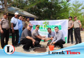 Rangkul Bumi, Polresta Banggai Hijaukan Teluk Lalong Luwuk